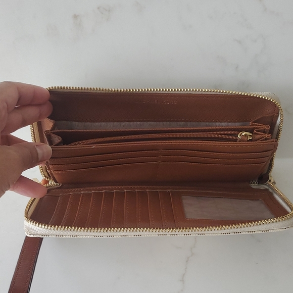 Michael Kors Cream and Brown Logo Wristlet - Picture 6 of 11